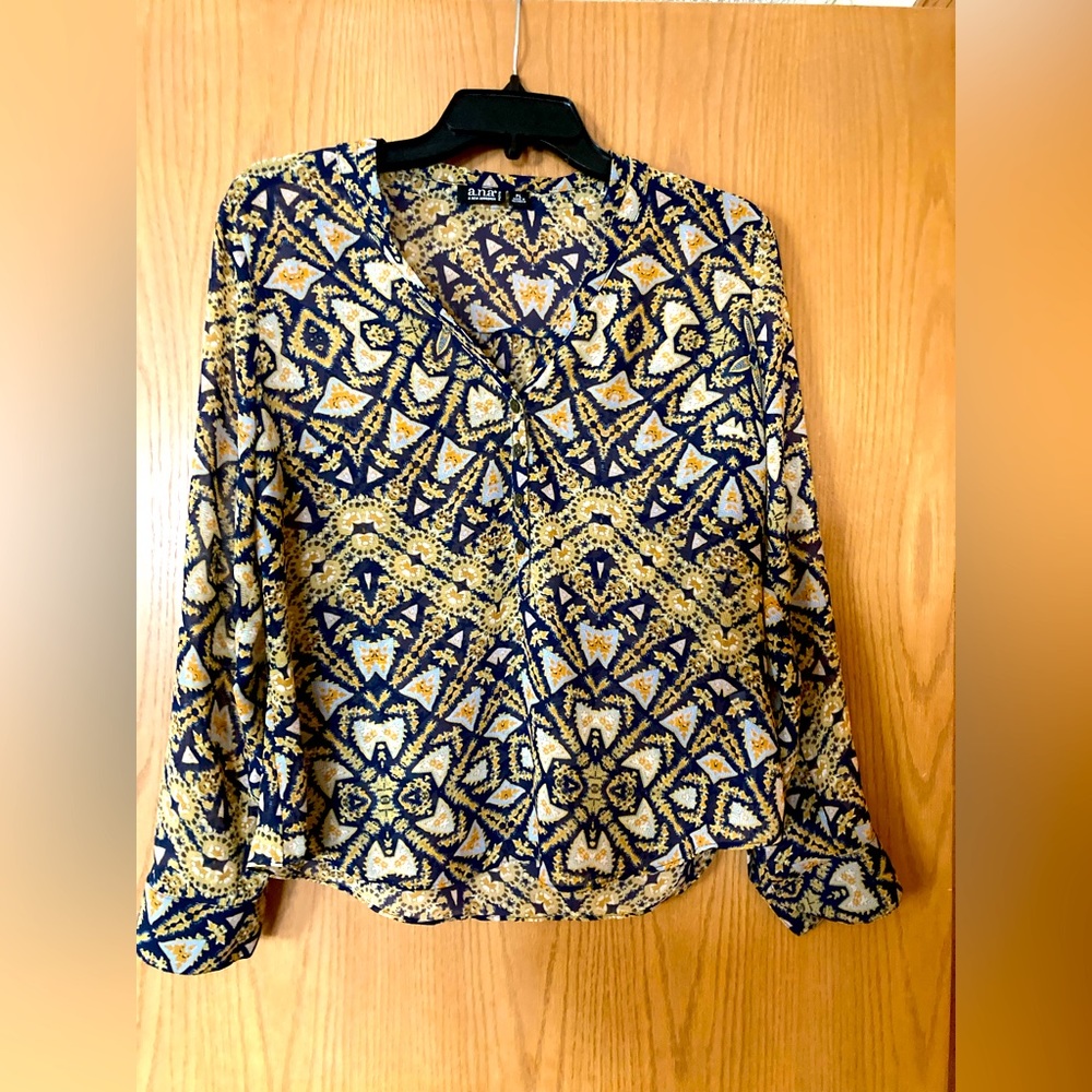 Petite large Ana multi colored blouse